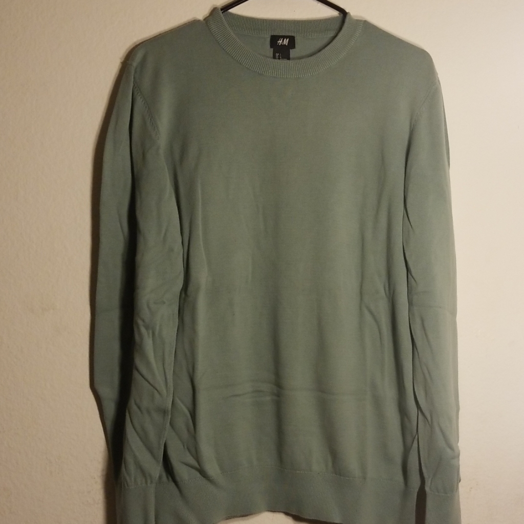 H&M Solid Crewneck